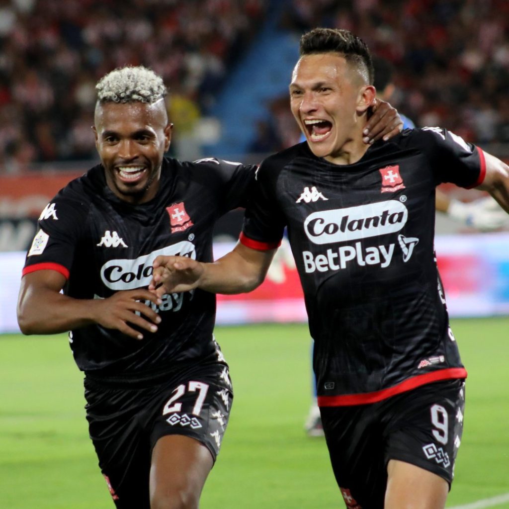 Puntazo de Santa Fe en estreno de ‘Bolillo’ en Barranquilla.