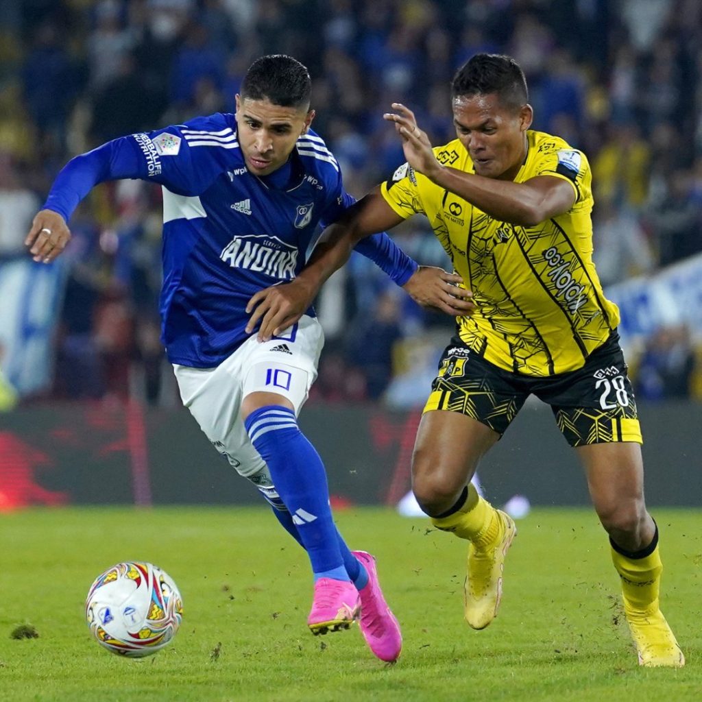 Millonarios derrota a Alianza Petrolera y es único líder.