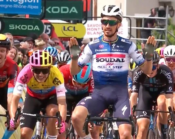 Alaphilippe gana segunda etapa de Critérium Dauphiné.