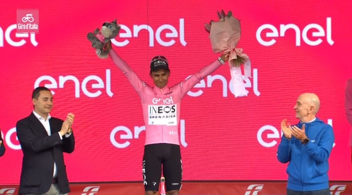 Ecuatoriano primer líder del Giro de Italia.