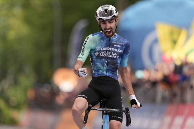 Giro de Italia: victoria francesa y Pogacar sigue mandando.