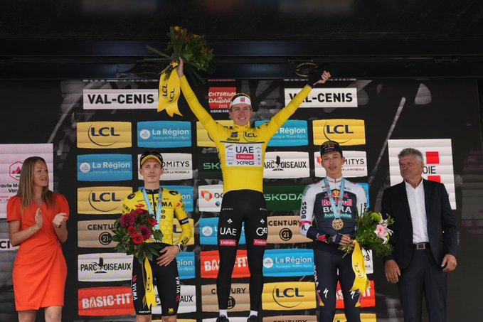 Tadej Pogacar conquista el titulo del Critérium Dauphiné.