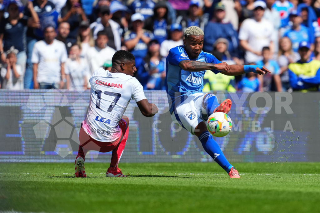 Millonarios tumba el último invicto de la liga.