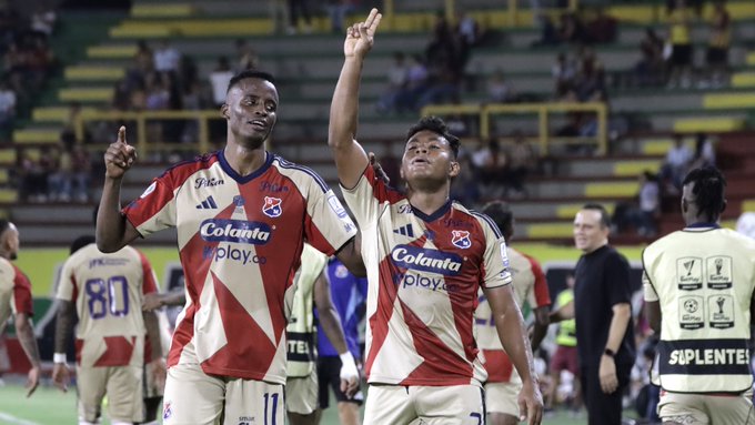 ‘Poderosa’ remontada del Medellín ante el Tolima en Ibagué.