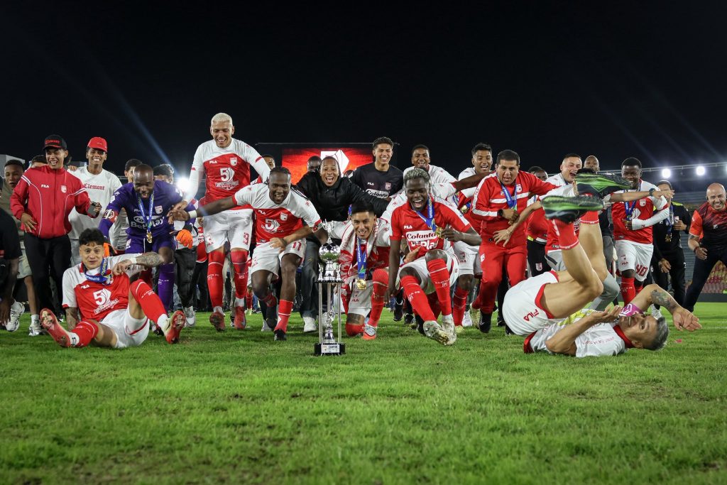 Santa Fe por quinta vez supercampeón.